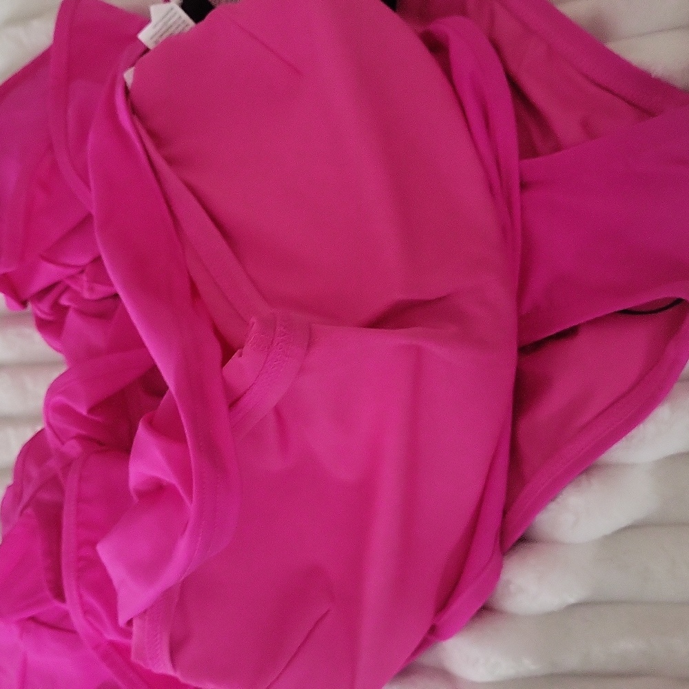 Kate Spade New York fuchsia pink ruffle bikini top and high-waisted bottom set - Picture 8 of 8